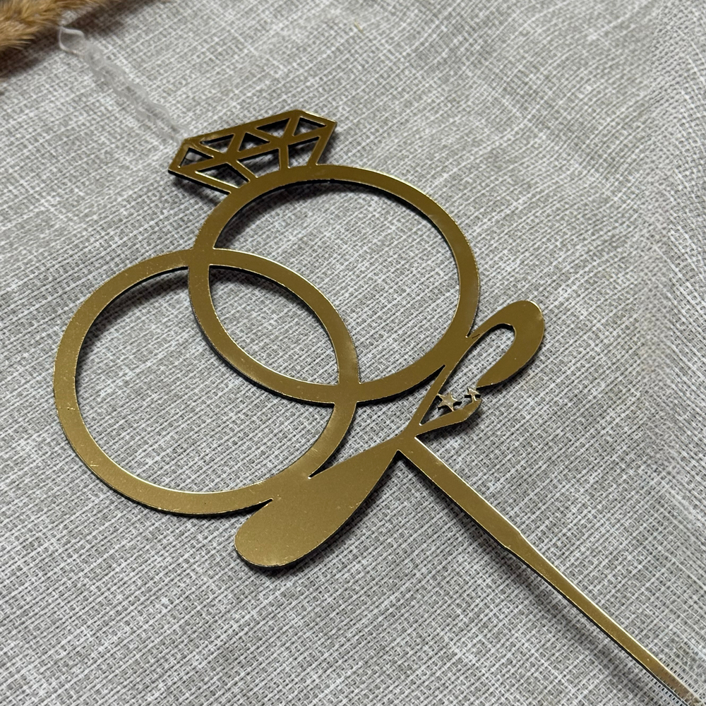 Свеча-топпер «Кольца» в золотом цвете