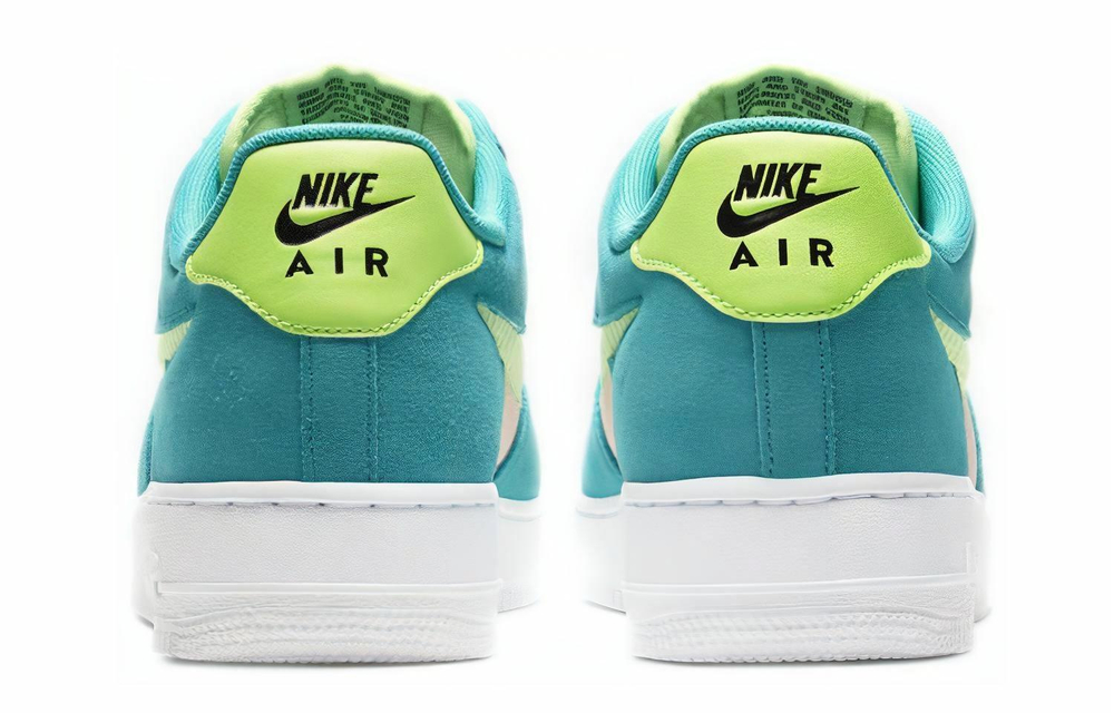 Кроссовки Nike Air Force 1 07 Lv8