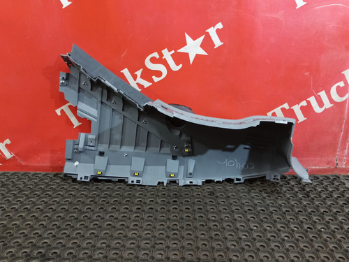 Накладка на торпедо 2018 год.