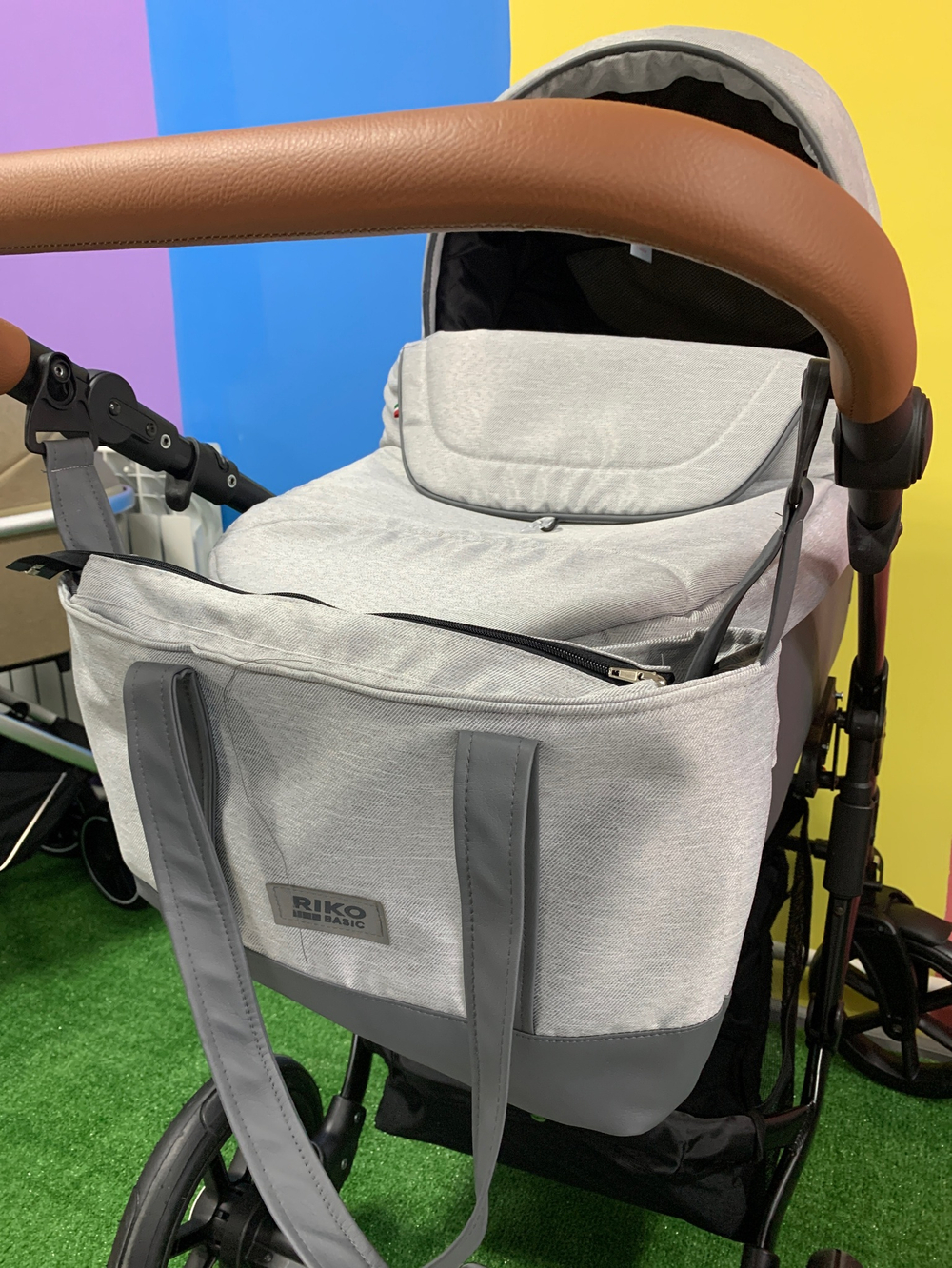 Коляска  BELLA LIFE (2 в 1) (RIKO BASIC) 01 Grey Fox (серый)