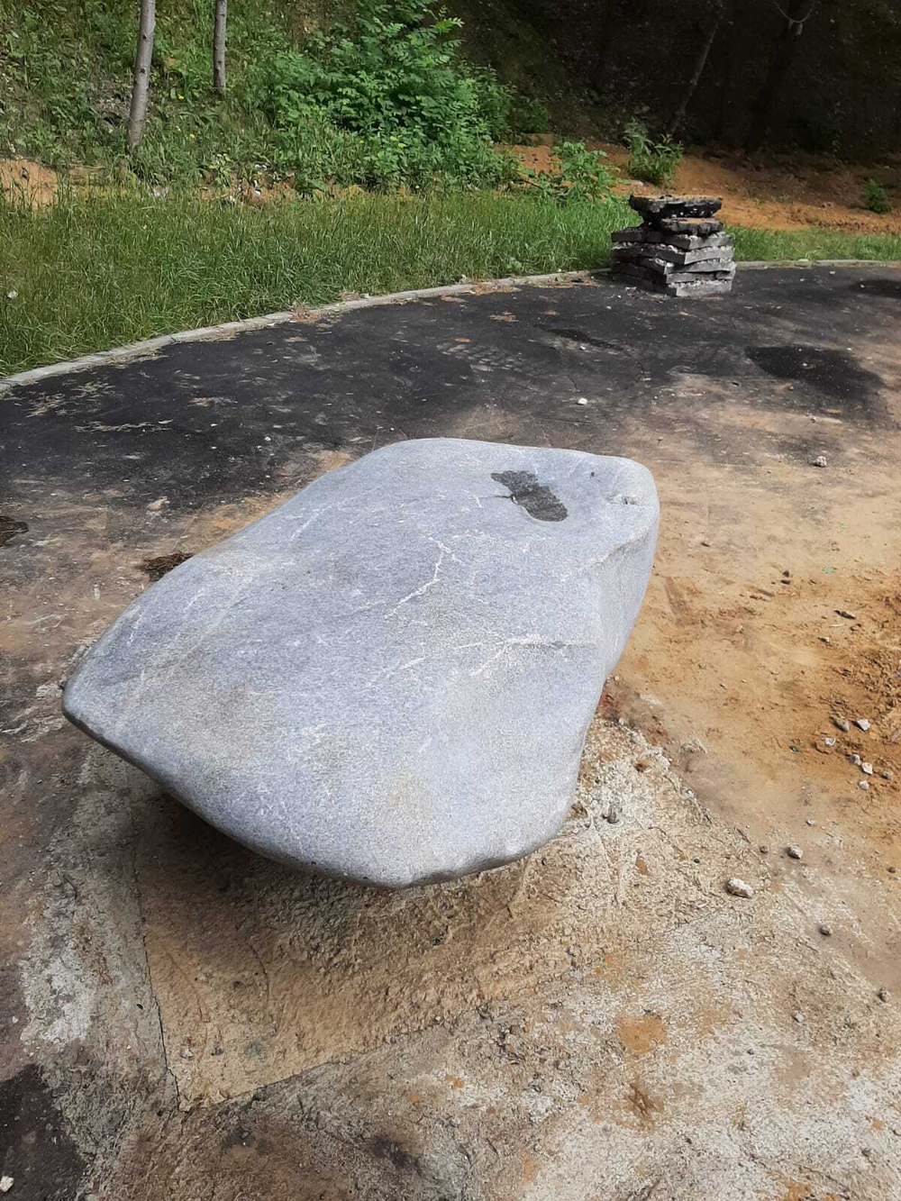Камень парящий