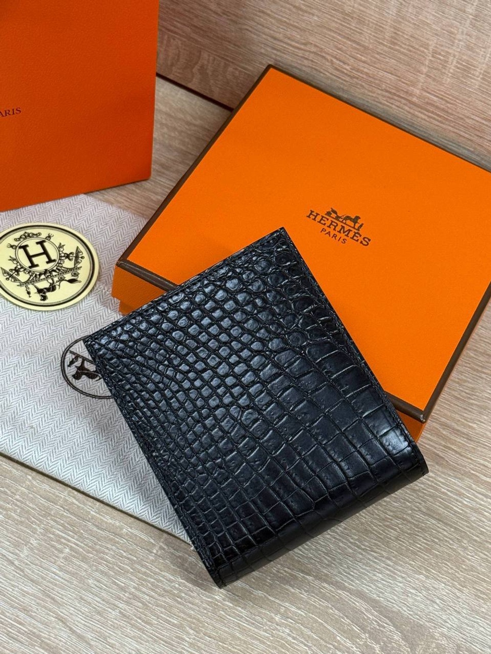 Кошелек Hermes из кожи крокодила