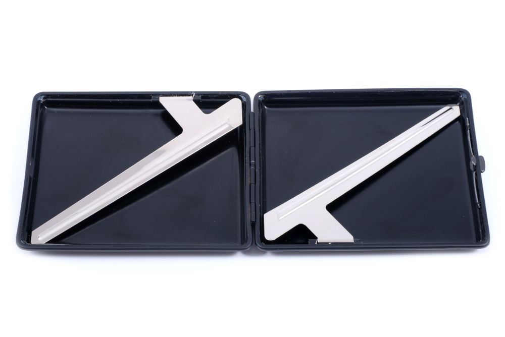 Портсигар Stoll на 26 сигарет, натуральная кожа, Черный калипсо