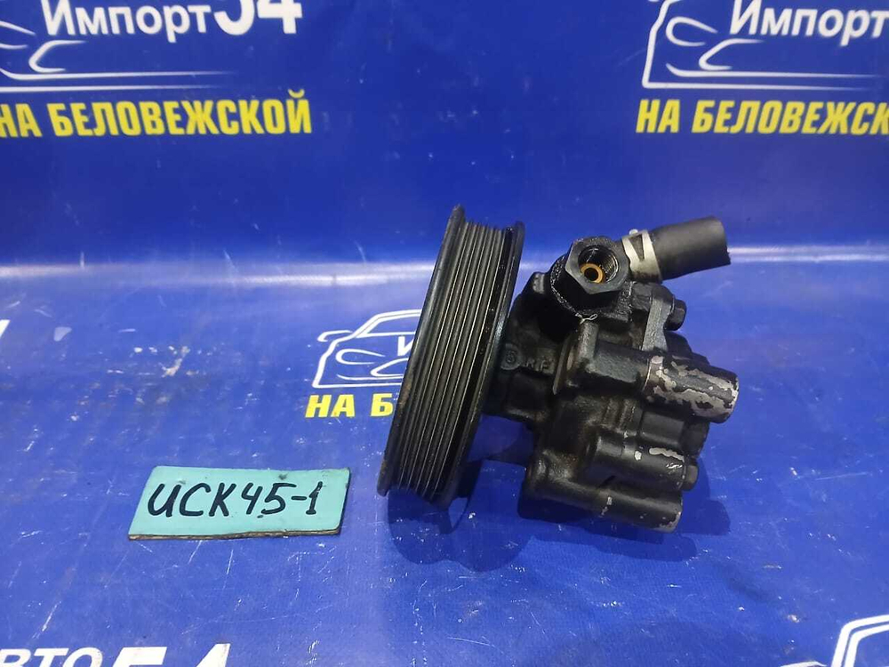 Насос ГУР TOYOTA SEQUOIA 2000