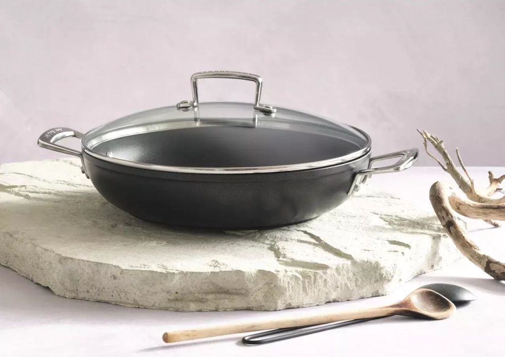 Le Creuset - Cato Wok PRO 32см с антипригарным покрытием / артикул   51105320010502  / GTIN 630870273244