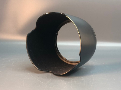 Бленда Canon EW-83F