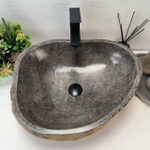 Раковина из речного камня RS-63447 (52*43*16) 0123