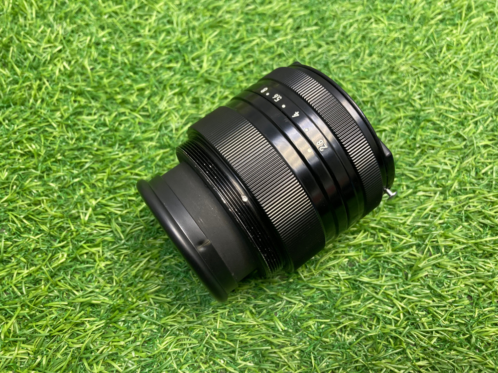 Nikon Nippon Kogaku Ultra-Micro-Nikkor 105mm F2.8