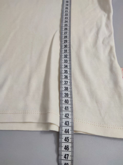 Футболка светлая на 6-7 лет