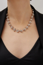Колье "узелки", оттенок "теплое" серебро