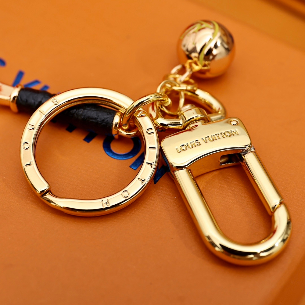 Louis Vuitton Serve Keyring