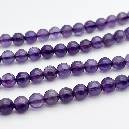 Аметист, диаметр 5,8-6 мм, цена за 32 шт (1/2 нити)