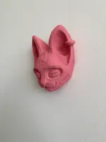 Барельеф Great Russian Wall Кошка с пирсингом розовый