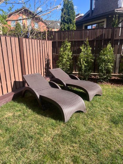 Шезлонг пластиковый GS 1009 (Fiji) коричневый Турция