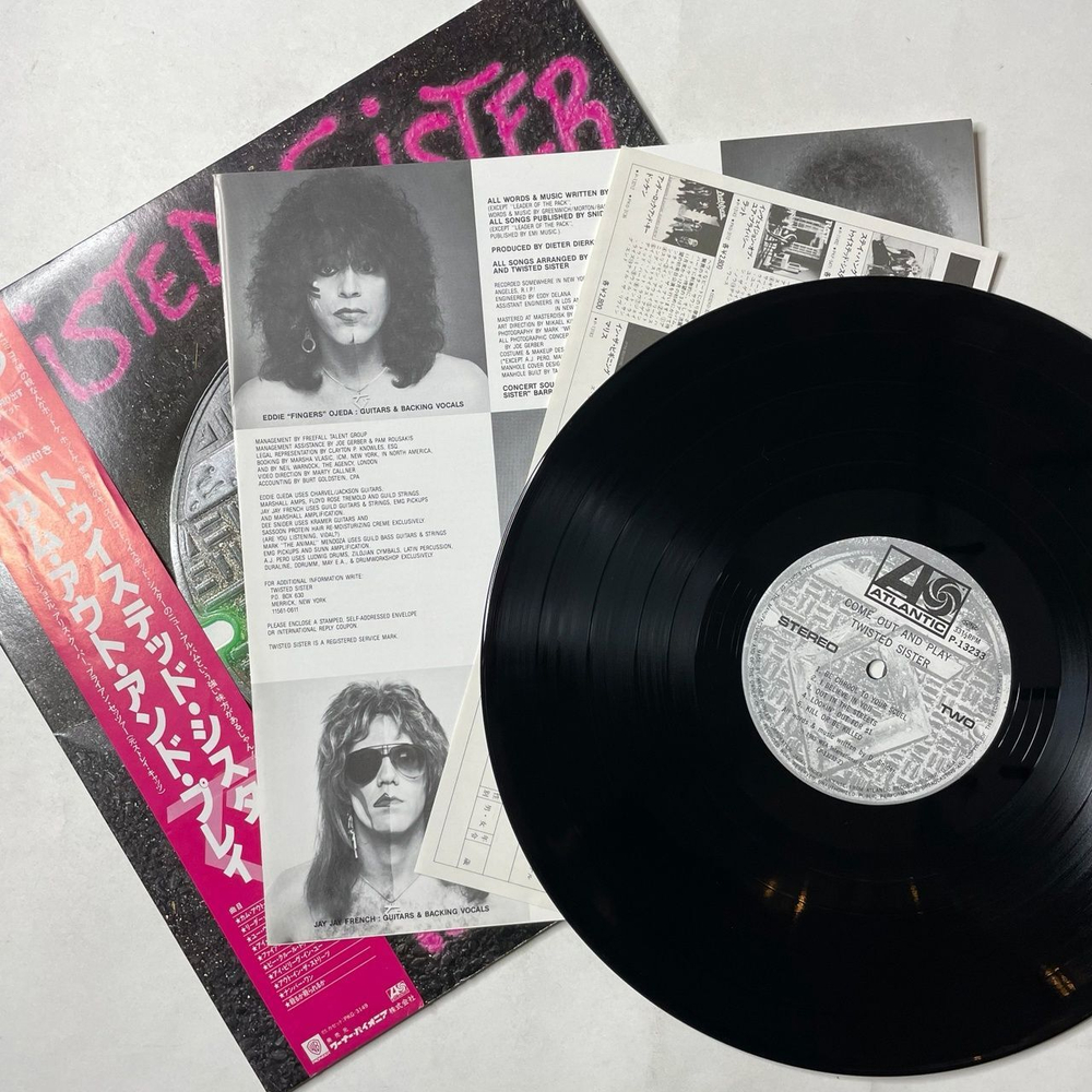 Винтажная виниловая пластинка LP Twisted Sister Come Out And Play (Japan 1985) (Obi)