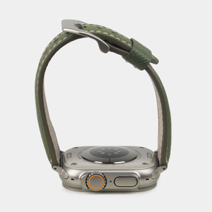 Ремешок для Apple Watch Ultra 49mm из кожи Saffiano, зеленого цвета с бежевой строчкой