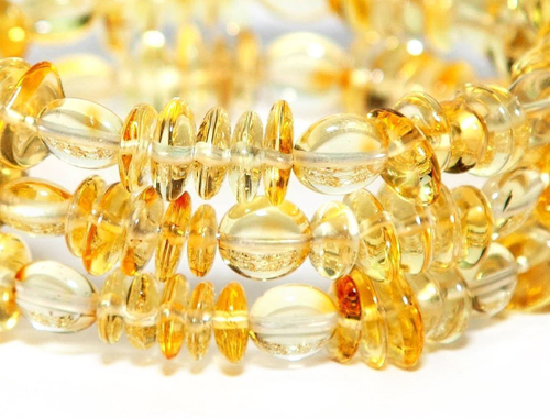 Браслет из янтаря натуральный на струне женский. Браслет из янтаря Калининградского