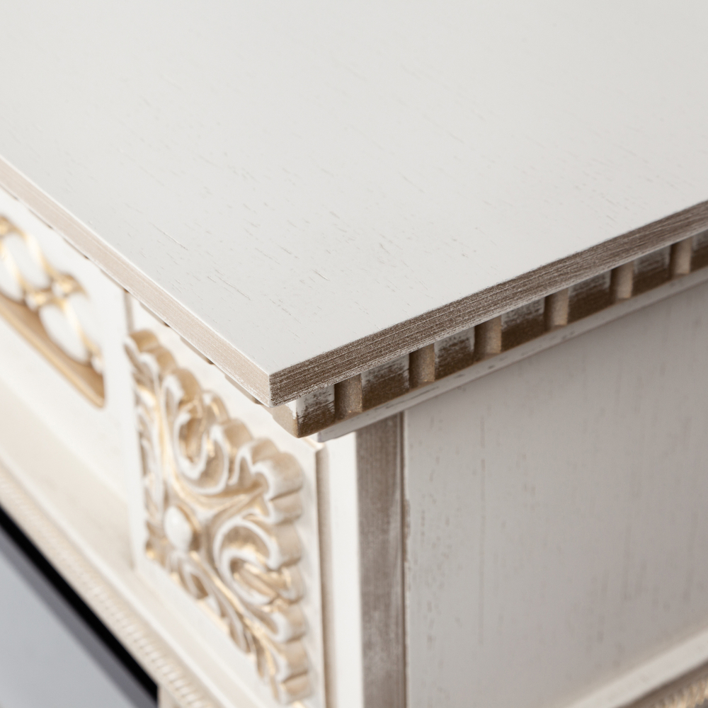 Каминокомплект Real Flame Corsica 50 WT с очагом Saphir 50