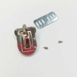 Замок-защелка на винтах 25*35 Серебро