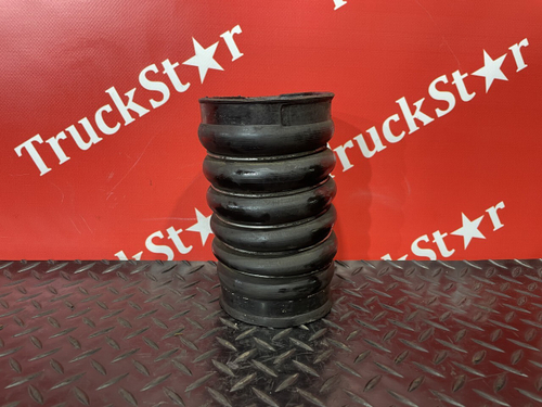 Патрубок интеркулера