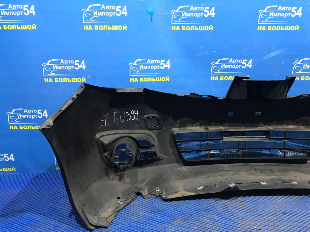 Бампер передний NISSAN NOTE 2008-2012