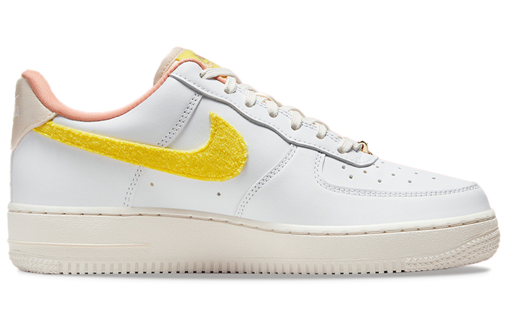 Кроссовки Nike Air Force 1 Low "Mama" (Женская размерная сетка)