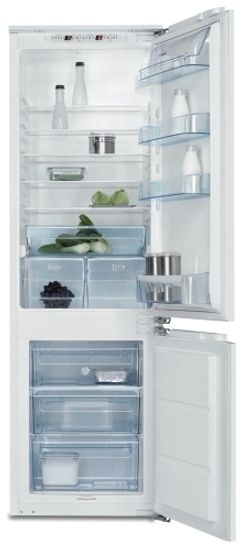 Встраиваемый холодильник Electrolux ERG 29700