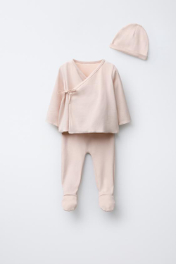 ZARA КОМПЛЕКТ ДЛЯ НОВОРОЖДЕННОГО И СУМОЧКА, БЕЖЕВО-РОЗОВЫЙ