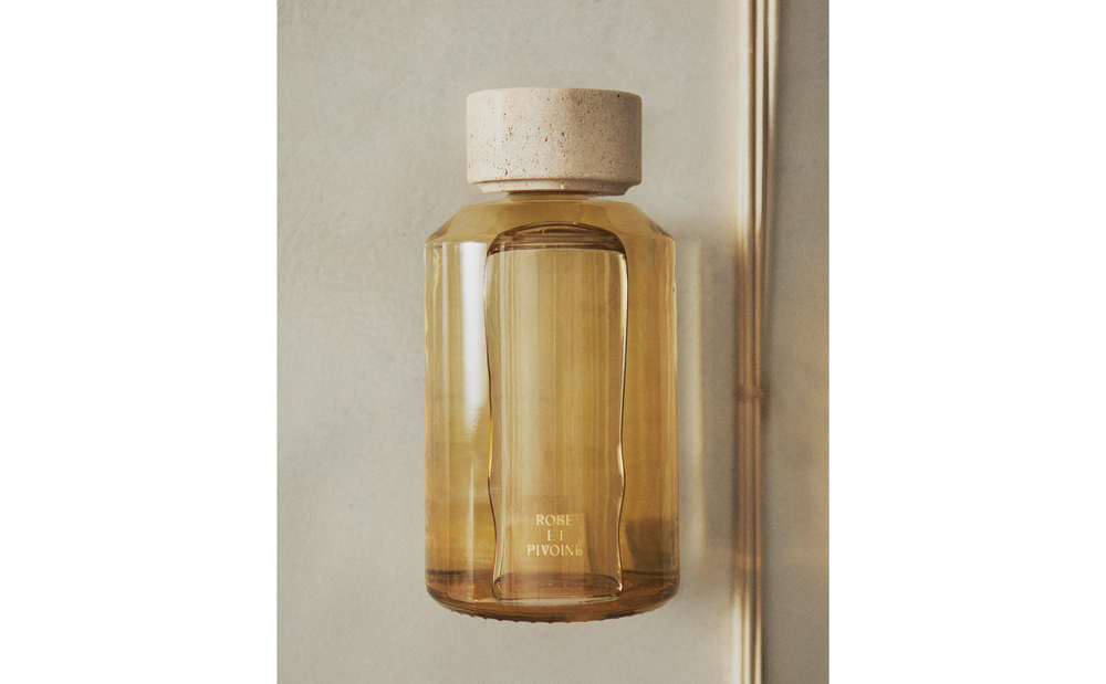 Zara Home Аромадиффузор Rose et Pivoine 670 мл, тростниковые палочки микадо, аромат цветочный, Розовый