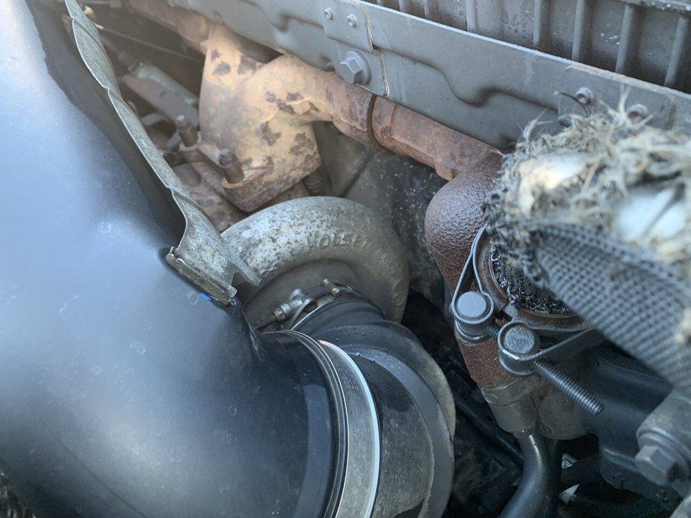 Фара правая Halogen + LED