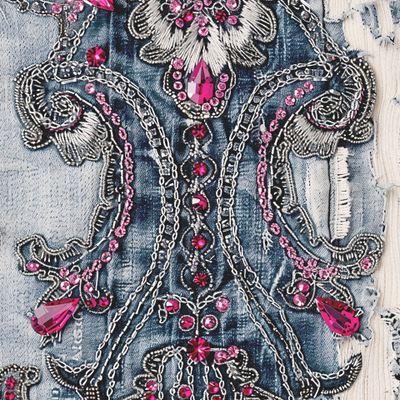 Деним и стразы