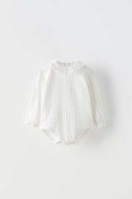 ZARA БОДИ ИЗ РЕЛЬЕФНОЙ ТКАНИ С ПРИНТОМ, ЖЕЛТОВАТО-БЕЛЫЙ