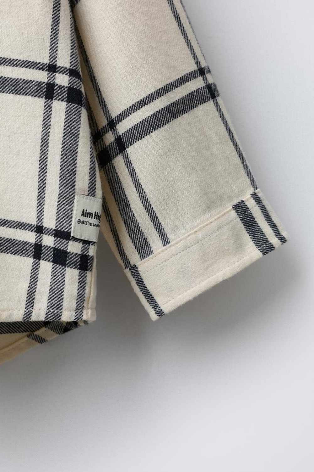 ZARA КЛЕТЧАТАЯ РУБАШКА С КАПЮШОНОМ И ФЛИСОМ, ЭКРЮ/ЧЕРНЫЙ