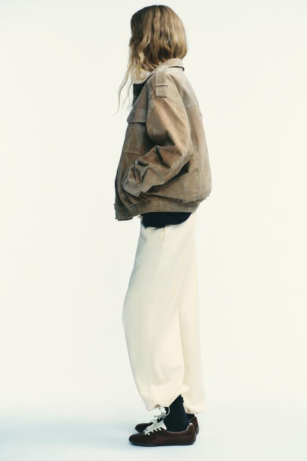 ZARA БАЗОВЫЕ ПРЯМЫЕ БРЮКИ ИЗ МЯГКОЙ ТКАНИ, ЖЕЛТЫЙ