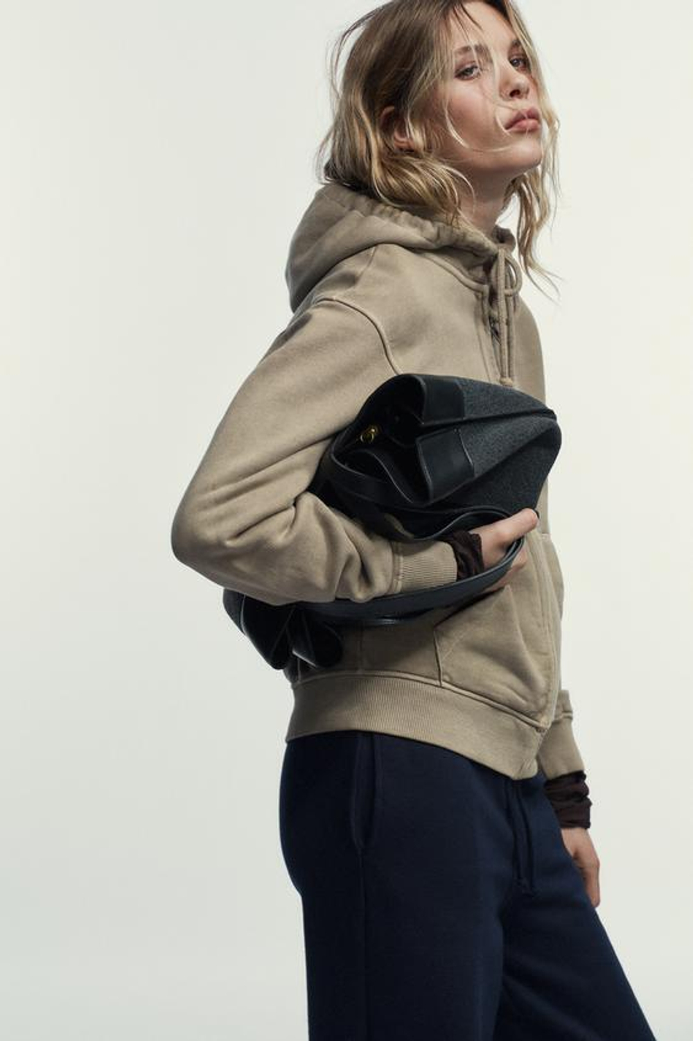 ZARA БОЛЬШАЯ СУМКА-ШОПЕР, СЕРЫЙ