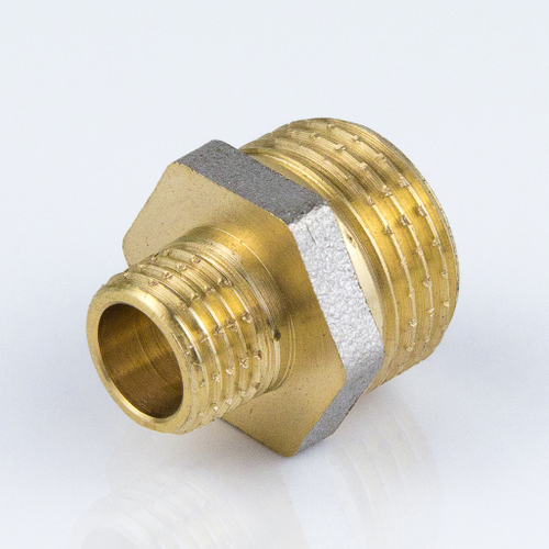 Ниппель латунный никелированный переходной наружная/наружная резьба