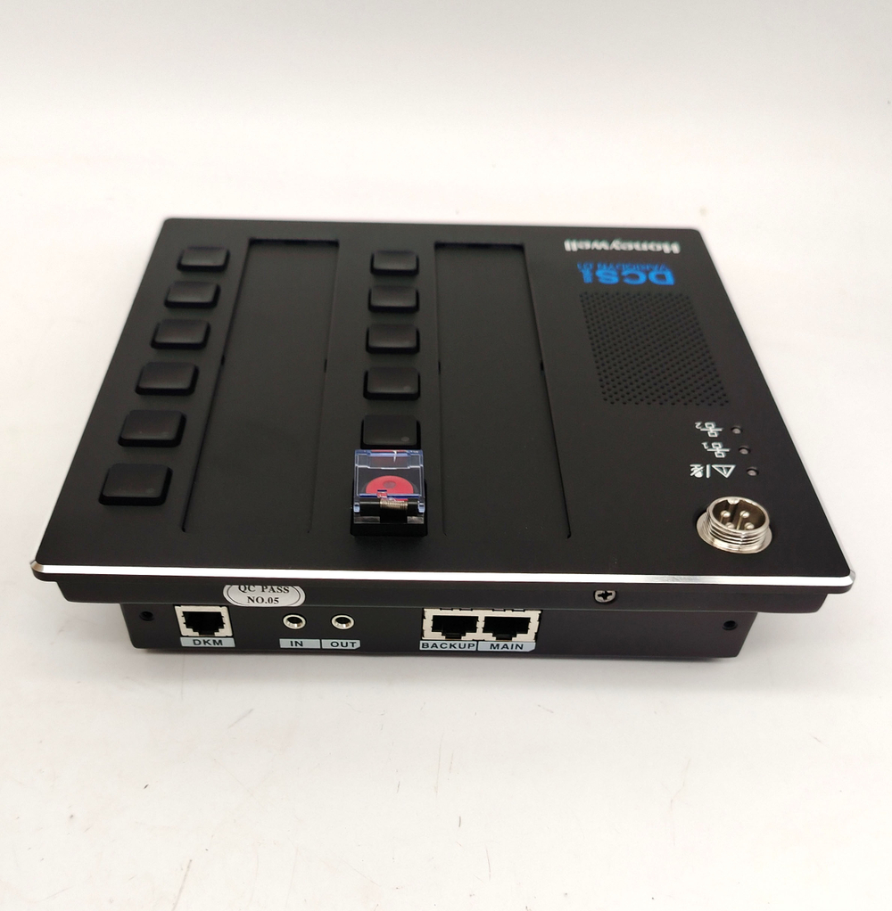 Цифровая вызывная станция Honeywell DCS Plus e54-16 16-канальная цифровая аудио 583520