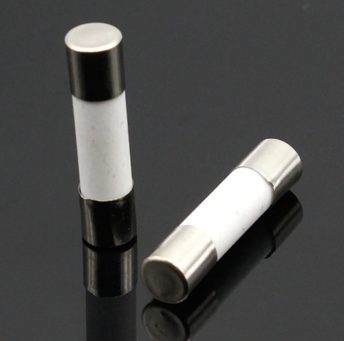 Предохранитель плавкая вставка 5х20 3А 250В керамика