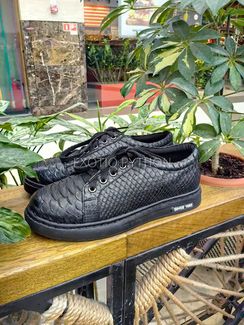 Женские кроссовки из кожи питона SH-190
