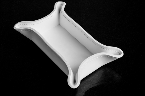 Лоток фигурный из кожи цвет БЕЛЫЙ