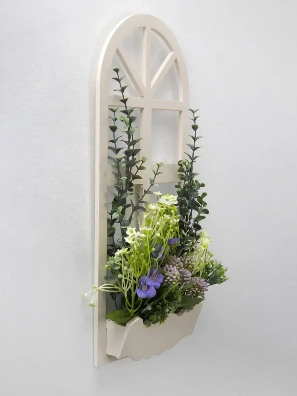 Панно на стену для интерьера "Окно с цветами"