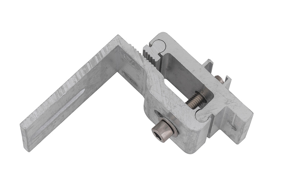 Крышка кузова для Toyota Hilux 2015+, роллета раздвижная 1572х1570 мм, алюминиевая, черная РИФ