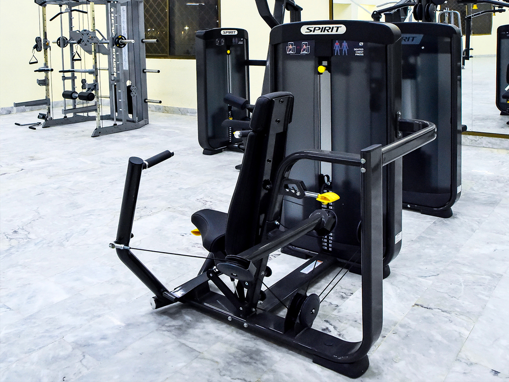 Жим от груди сидя SPIRIT SP-3504 со стеком 109 кг