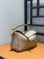 Loewe Puzzle 24 cm