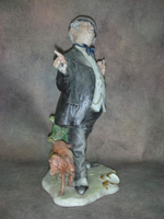 Статуэтка. Фарфор. Хвастун. Capodimonte. Италия