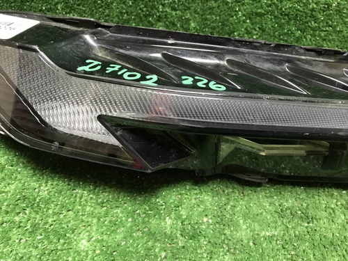 Битый Указатель поворота правый Omoda C5 (22-нв)