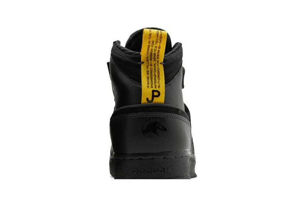 Кроссовки Jurassic Park X Reebok Stomper