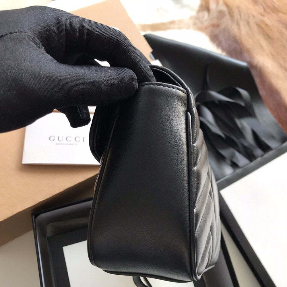 Gucci Marmont 22 cm
