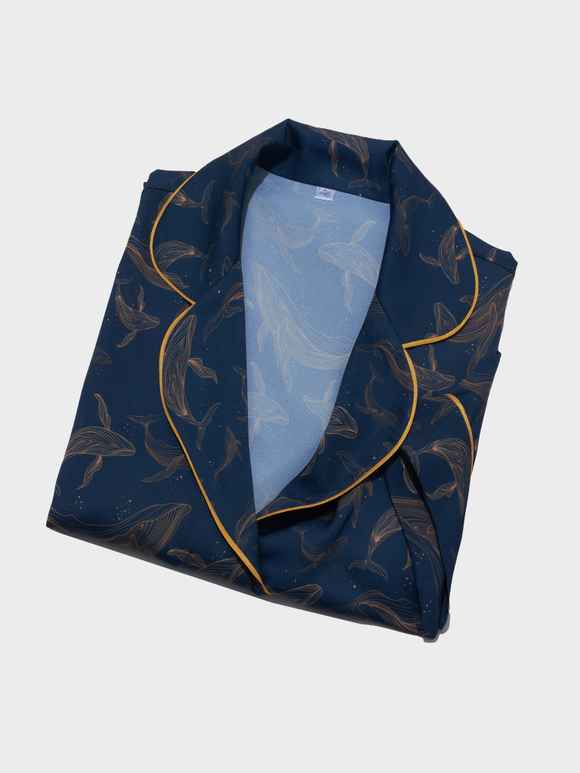 Шелковая блуза с кантом и китами