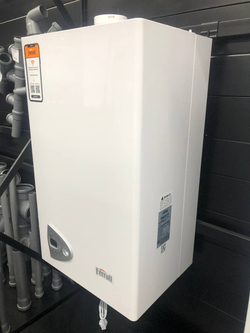 Газовый настенный котел FERROLI Vitabel HF 32